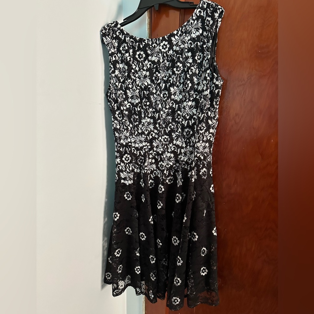 Danny & Nicole Black and White Patterned Dress